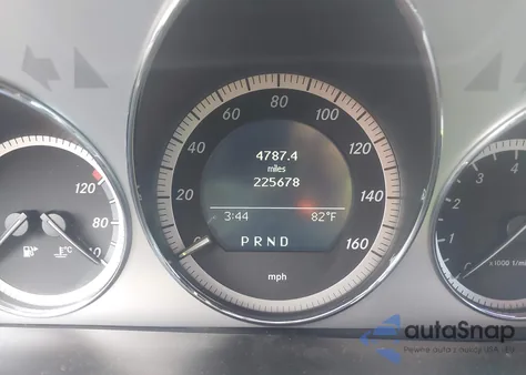 2010 Mercedes-Benz C 300 Luxury/Sport from USA, damaged, VIN WDDGF5EB3AF493164